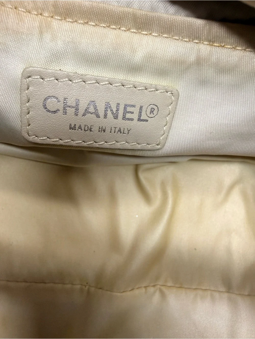 CHANEL 6864039 beige